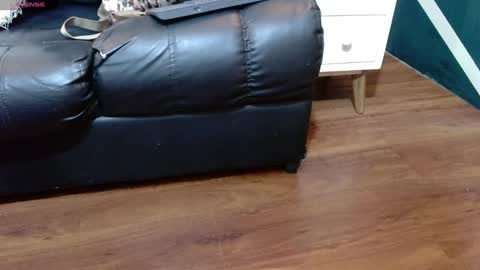 Snapshot of sofi_sweet09 chatting on 12/16/24, 05:11 Susy online show from 12/16/24, 05:11