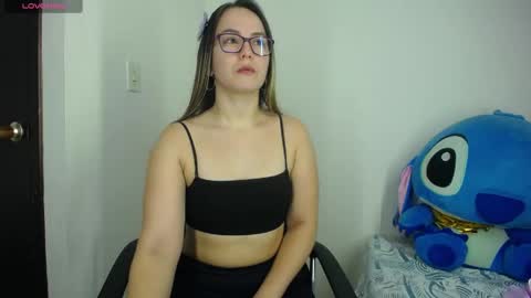  LAURA SOFIA  online show from 05/18/26, 10:32