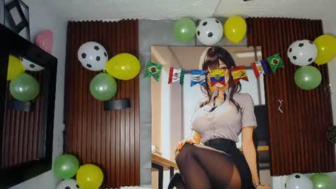 Snapshot of sofi_thomas_ chatting on 06/18/26, 11:14 Sofia online show from 06/18/26, 11:14