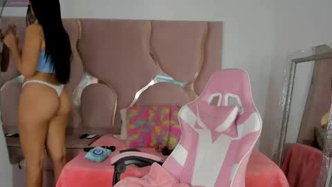 Snapshot of sofia1candyht chatting on 04/12/26, 08:36 SOFIA online show from 04/12/26, 08:36