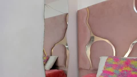 Snapshot of sofia1candyht chatting on 05/01/26, 08:46 SOFIA online show from 05/01/26, 08:46