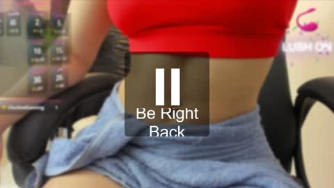 Snapshot of sofia44 chatting on 01/18/25, 09:45 Skarlett online show from 01/18/25, 09:45