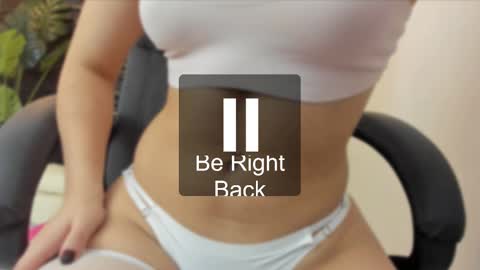 Snapshot of sofia44 chatting on 02/10/25, 07:49 Skarlett online show from 02/10/25, 07:49