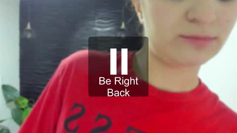 Snapshot of sofia44 chatting on 09/25/25, 12:42 Skarlett online show from 09/25/25, 12:42