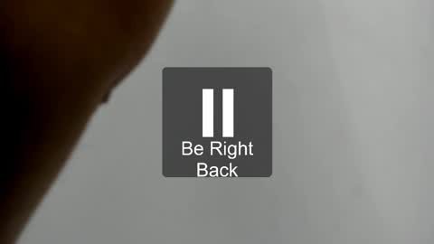 Snapshot of sofia44 chatting on 10/20/25, 12:27 Skarlett online show from 10/20/25, 12:27