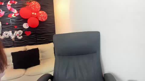 Snapshot of sofia44 chatting on 03/04/26, 08:26 Skarlett online show from 03/04/26, 08:26