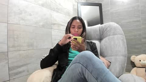 sofia86379 online show from 12/26/24, 10:52