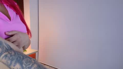 Sofia Arteaga online show from 11/08/25, 12:11