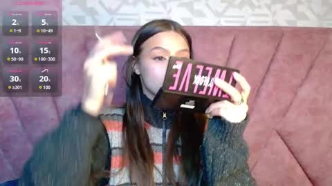 Snapshot of sofia_claark chatting on 03/08/25, 12:52 Sofi online show from 03/08/25, 12:52