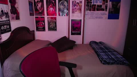 Snapshot of sofia_coolle chatting on 04/10/26, 06:45 Sofi online show from 04/10/26, 06:45