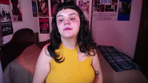 Snapshot of sofia_coolle chatting on 05/13/26, 09:11 Sofi online show from 05/13/26, 09:11