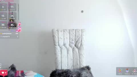 Sofia online show from 11/19/25, 10:10