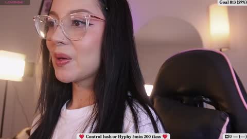 Snapshot of sofia_dream7 chatting on 09/09/25, 10:53 Sofi online show from 09/09/25, 10:53