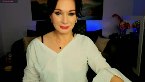 Sofia online show from 05/09/26, 01:27