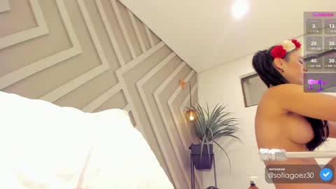 Sofia  online show from 01/30/25, 10:40