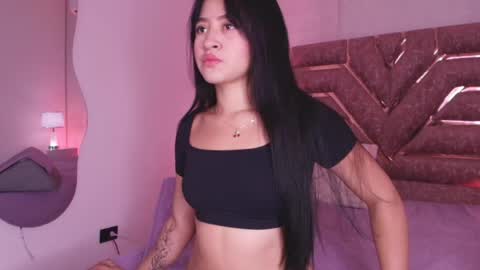 sofia gomes online show from 05/13/26, 11:51