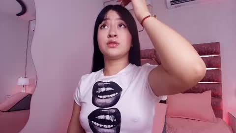 sofia gomes online show from 06/22/26, 11:51