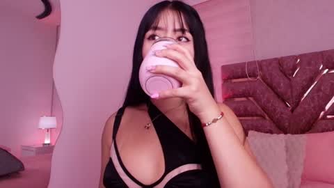 sofia gomes online show from 06/25/26, 11:59