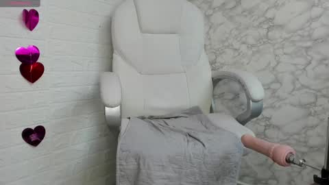 sofia gutierrez   online show from 03/04/25, 04:20