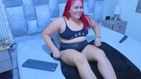 sofia gutierrez   online show from 11/15/25, 01:25