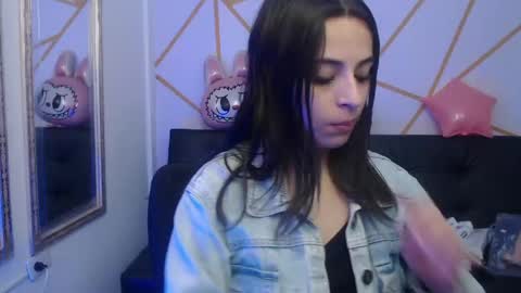 Snapshot of sofia_lara28 chatting on 05/09/26, 08:25 sofia_lara28 online show from 05/09/26, 08:25