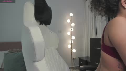 Snapshot of sofia_mendez01 chatting on 12/20/24, 06:50 SofiONLYFANS sofia storm online show from 12/20/24, 06:50