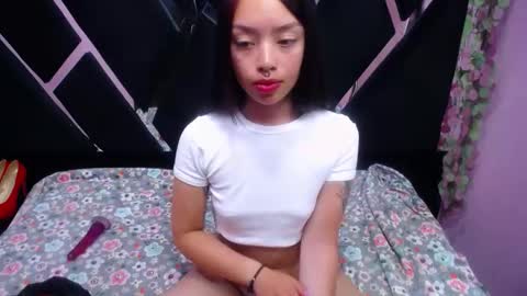 Snapshot of sofia_mirandaa chatting on 02/03/25, 02:13 sofia miranda online show from 02/03/25, 02:13