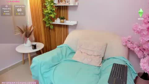 sofia_new online show from 06/23/26, 10:13