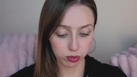 Snapshot of sofia_palacios_ chatting on 01/14/26, 03:45 online show from 01/14/26, 03:45