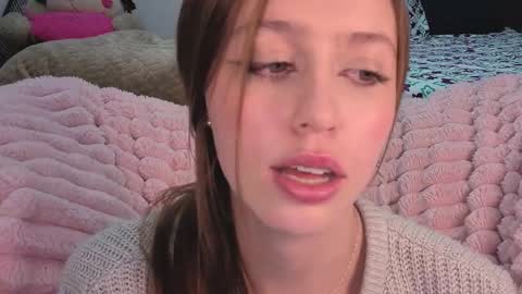 Snapshot of sofia_palacios_ chatting on 02/25/26, 04:22 online show from 02/25/26, 04:22