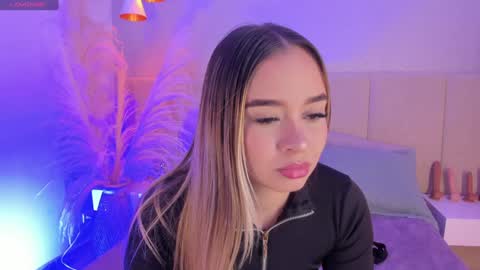 SOFIA PAMELA online show from 02/04/25, 07:11