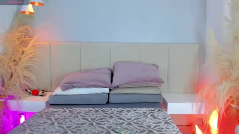 Snapshot of sofia_pamela chatting on 01/16/26, 07:07 SOFIA PAMELA online show from 01/16/26, 07:07