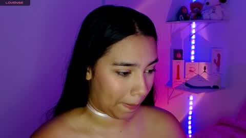 Snapshot of sofia_rios07 chatting on 09/11/25, 03:28 IG  online show from 09/11/25, 03:28