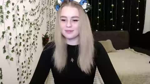 sofia_rosemary online show from 01/18/25, 01:18