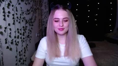 sofia_rosemary online show from 03/07/25, 04:11