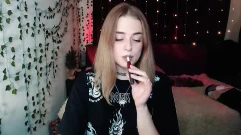 sofia_rosemary online show from 10/02/25, 12:12