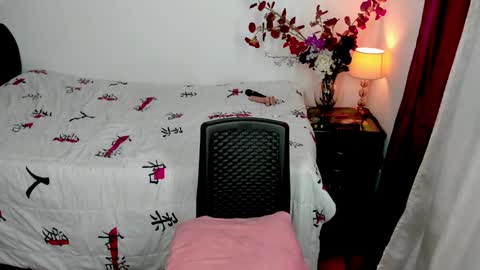 sofia_sorceress online show from 12/23/24, 11:17