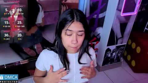 Snapshot of sofia_sstone chatting on 11/28/25, 11:46 Sofia Sstone online show from 11/28/25, 11:46