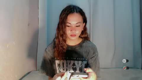 sofia_sweetheart18 online show from 06/19/26, 09:40