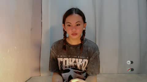 sofia_sweetheart18 online show from 06/21/26, 11:40