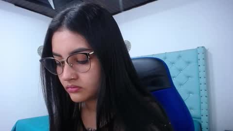 Snapshot of sofiaasexy19 chatting on 02/05/26, 10:53 Sofia online show from 02/05/26, 10:53