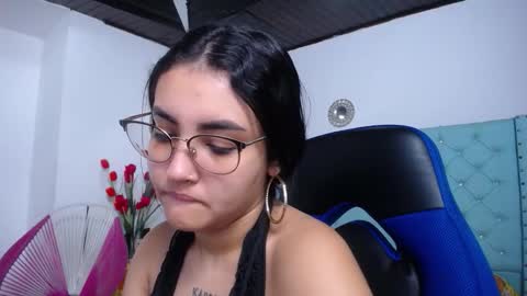 Snapshot of sofiaasexy19 chatting on 03/13/26, 12:23 Sofia online show from 03/13/26, 12:23