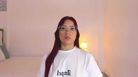 Sara online show from 06/12/26, 05:06