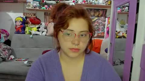 Snapshot of sofiacammy chatting on 01/10/25, 08:48 Sofia online show from 01/10/25, 08:48