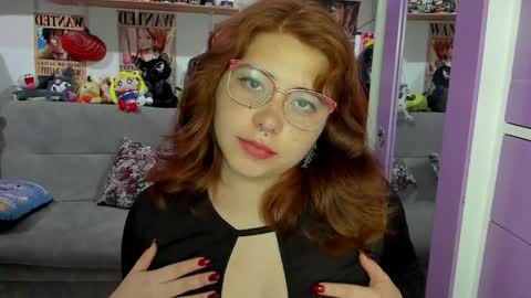 Snapshot of sofiacammy chatting on 03/04/25, 01:55 Sofia online show from 03/04/25, 01:55
