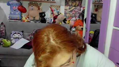 Snapshot of sofiacammy chatting on 03/12/25, 09:44 Sofia online show from 03/12/25, 09:44