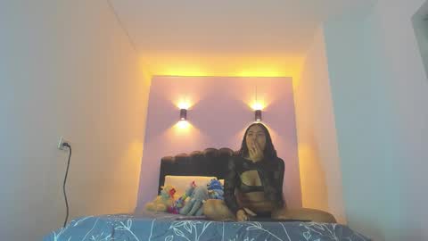 Sofia online show from 12/13/25, 11:21