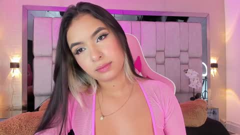 Snapshot of sofiacortez chatting on 01/31/25, 05:53 Sofia online show from 01/31/25, 05:53