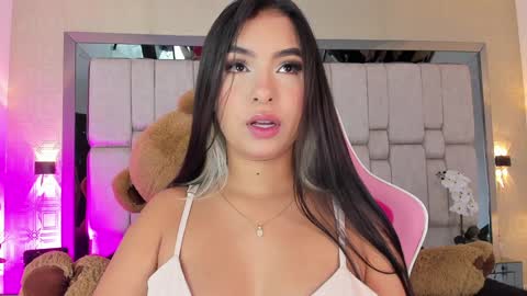 Snapshot of sofiacortez chatting on 02/01/25, 11:32 Sofia online show from 02/01/25, 11:32