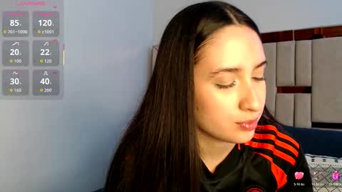 Snapshot of sofiaduque_26 chatting on 02/25/26, 08:18 sofiaduque_26 online show from 02/25/26, 08:18